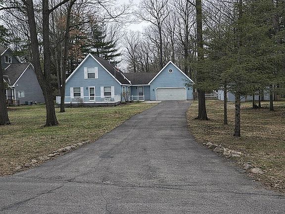 5th image of 124 Winding Dr