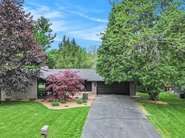 4377 Baywood Dr SE, Grand Rapids, MI 49546