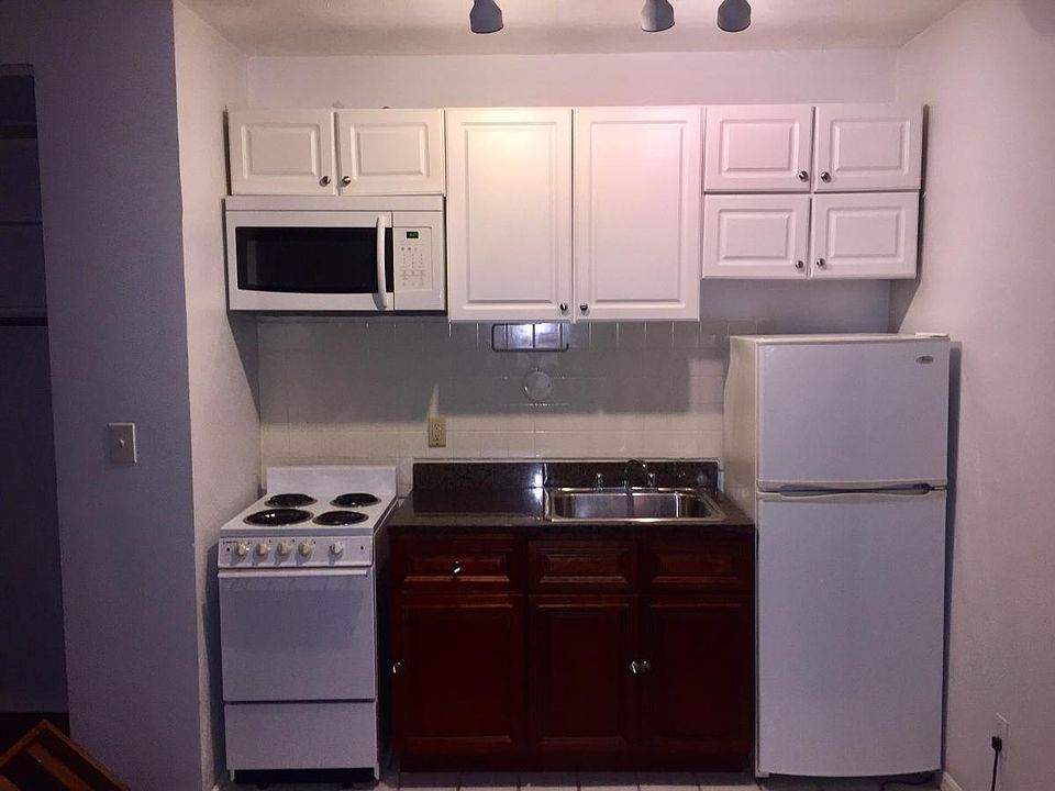 2nd image of 724 Delta Ave APT 2