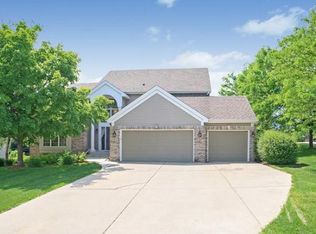 4321 Dorchester Ct, Eagan, MN 55123