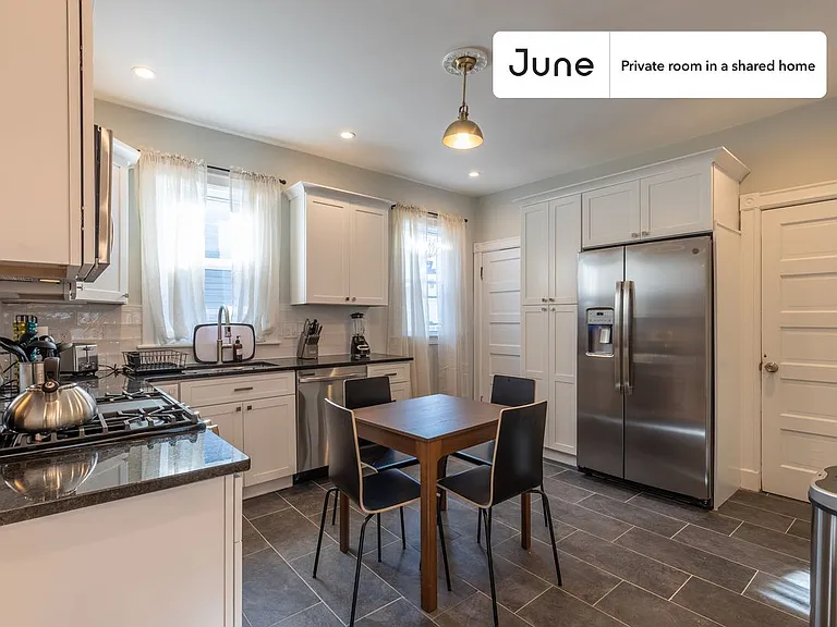 57 Pleasant St #C — Photo 6