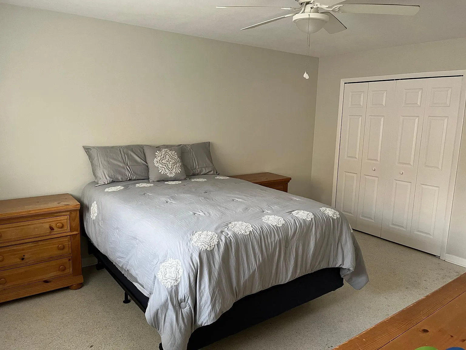 2 bed, 900 sqft, $2,200 — Photo 4