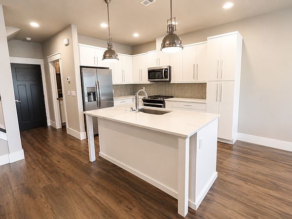 5th image of 2697 N Swainson Ln #1