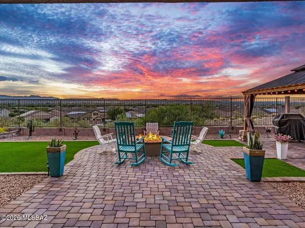 485 N White Clover Ln, Sahuarita, AZ 85629