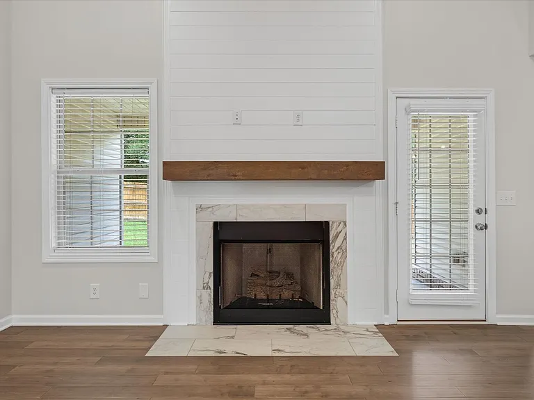 513 Wingfield Ct — Photo 7