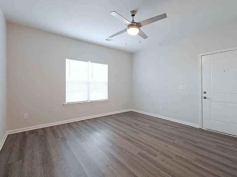 Meadows of Graham Apartments — Photo 32