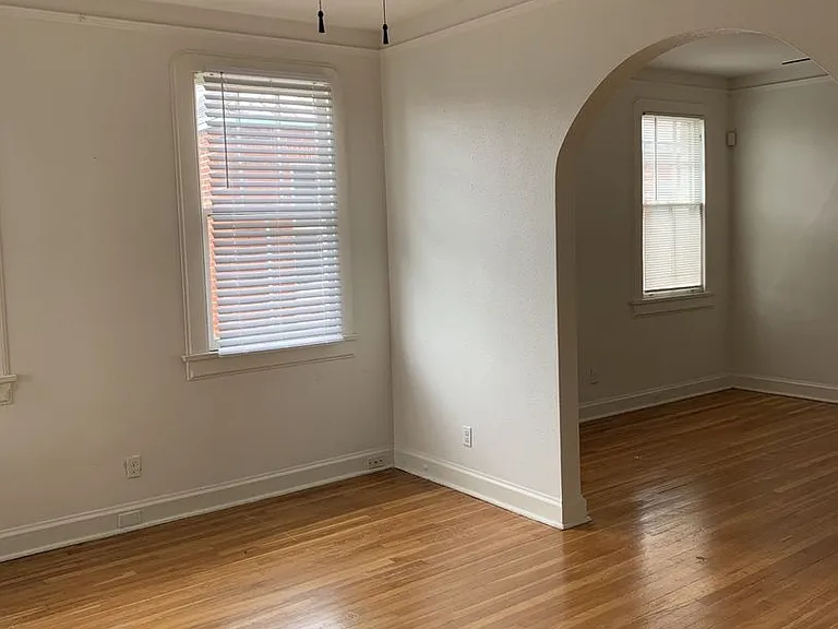 3507-3509 Nashville Ave — Photo 5