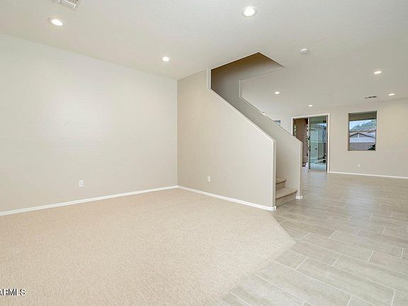 4th image of 1910 E Patrick Ln