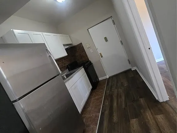 2 Bedrooms at 279 Goldsmith Ave #BB, Newark NJ — photo 1