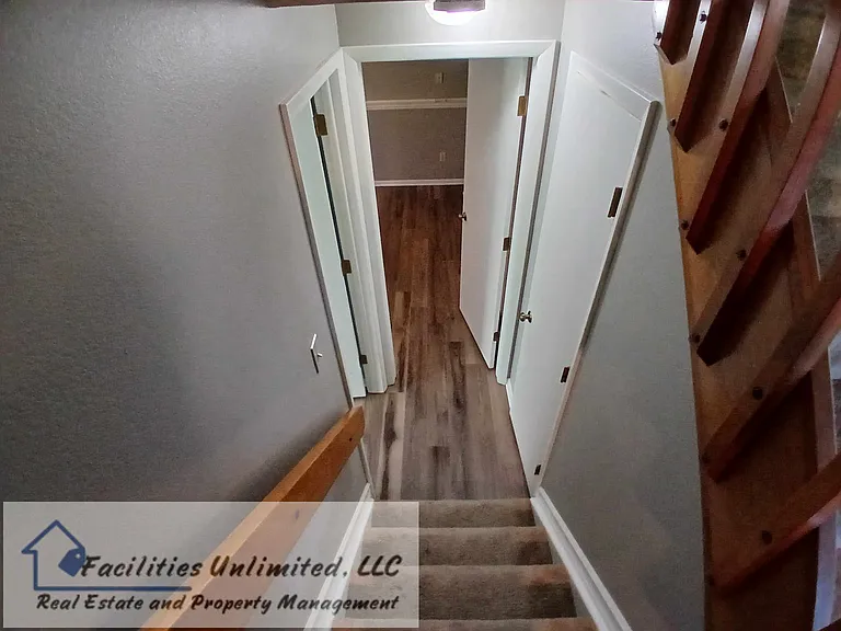 4515 Seaway Cir — Photo 15