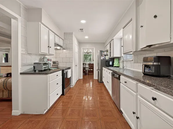 9030 Troulon Dr, Houston, TX 77036