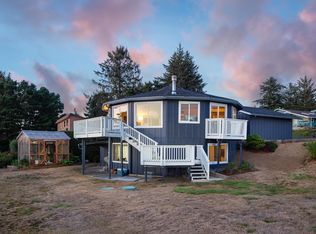 973 NW Lanai Loop, Seal Rock, OR 97376