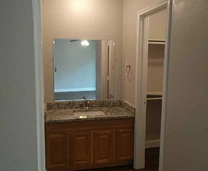 2702 Little Valley Cv #B — Photo 6