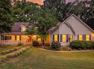 175 Castleton Cv, Paris, TN 38242