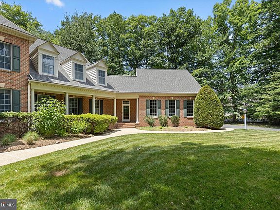 4th image of 1322 Windsor Ridge Ln