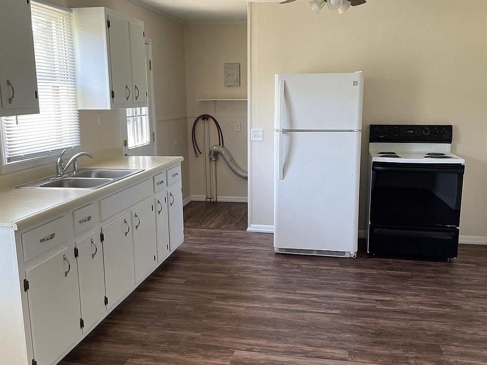 1st image of 309 E 5th St