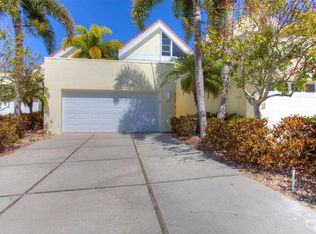 817 Symphony Isles Blvd, Apollo Beach, FL 33572