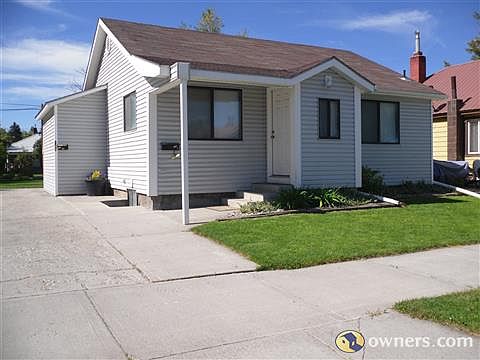 1st image of 373 W 18th St