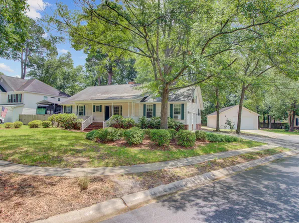 306 McDougal Cir, Summerville, SC 29483