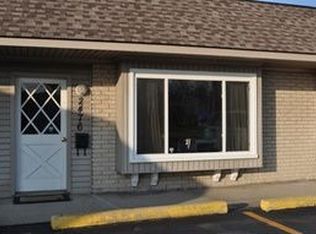 2476 Orchard Lake Rd, Sylvan Lake, MI 48320