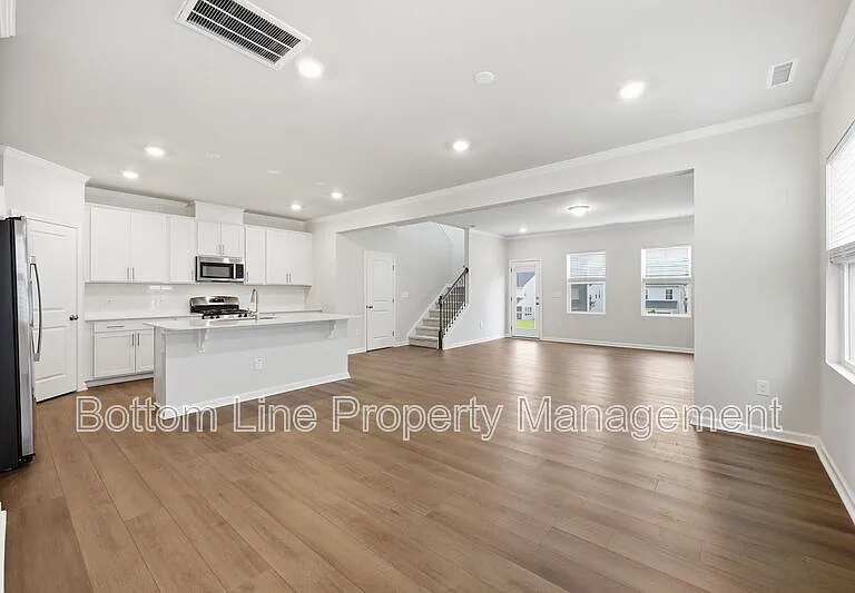 2029 Titanium Rock Rd — Photo 25