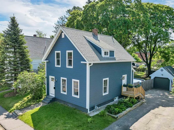 43 Oak Street, Laconia, NH 03246