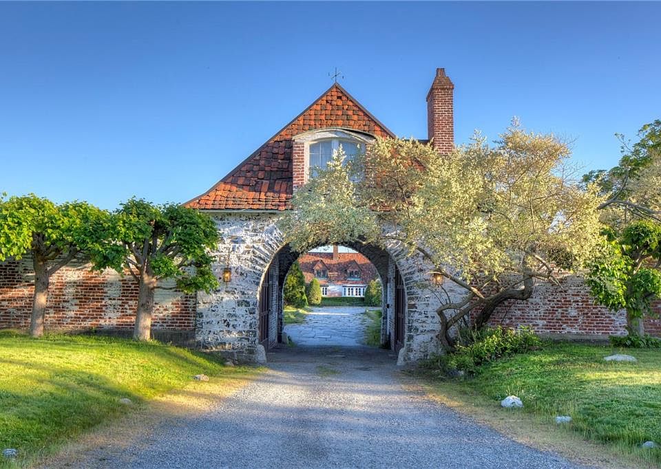232 Ocean Ave, Newport, RI 02840 Zillow