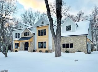 9 1st Florham, Park Boro, NJ 07932