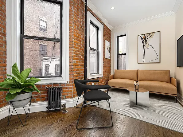 223 Mott St APT 4, New York, NY 10012