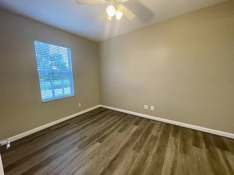1649 Napoli Dr W #1649 — Photo 19