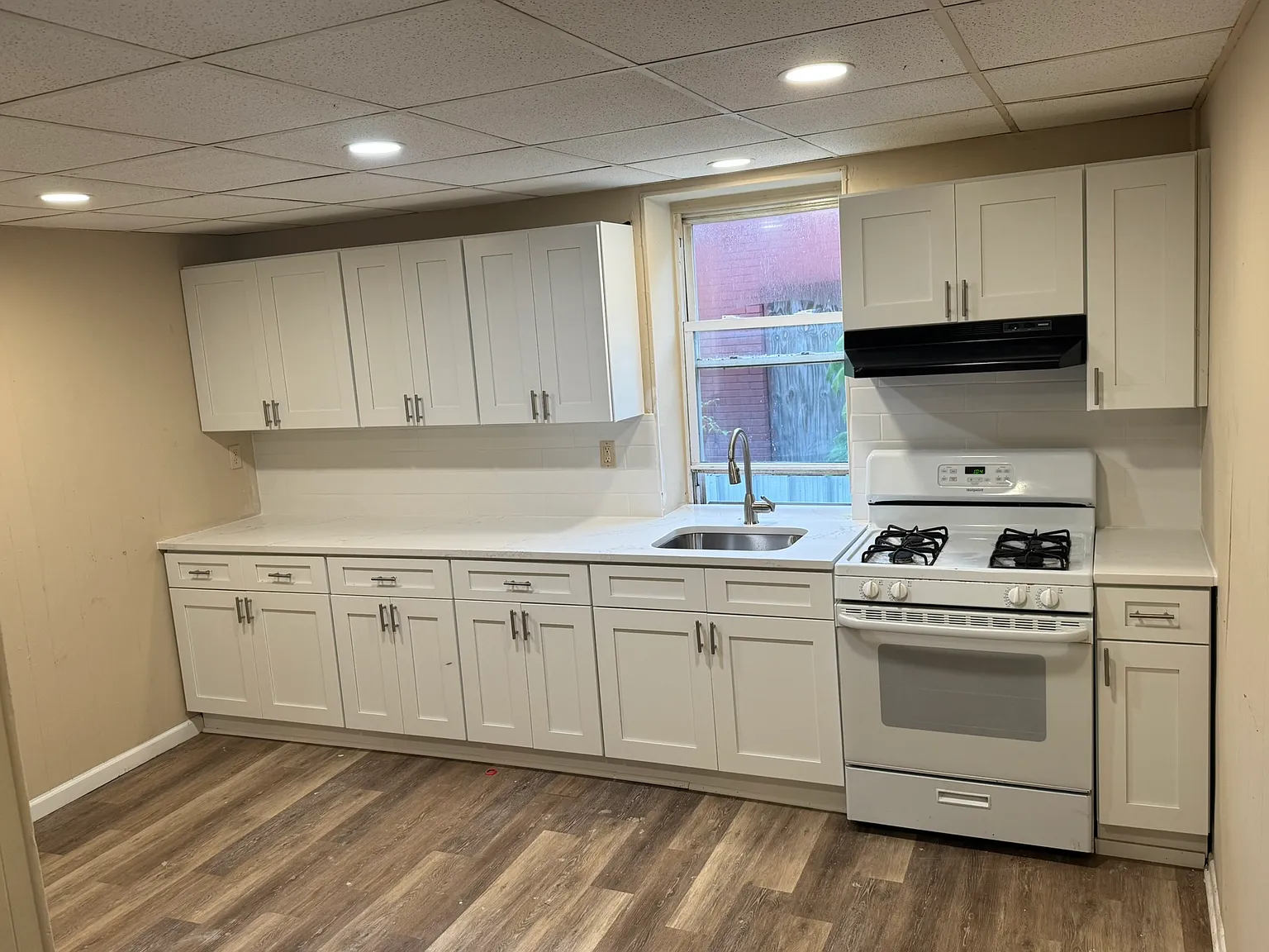 952 Kennedy Blvd — Photo 3