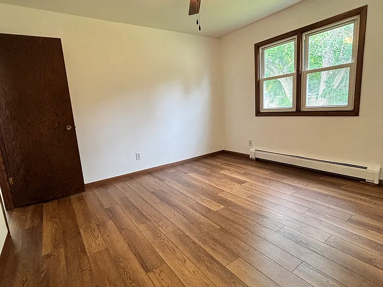 1044 W 10th Ave #A — Photo 13
