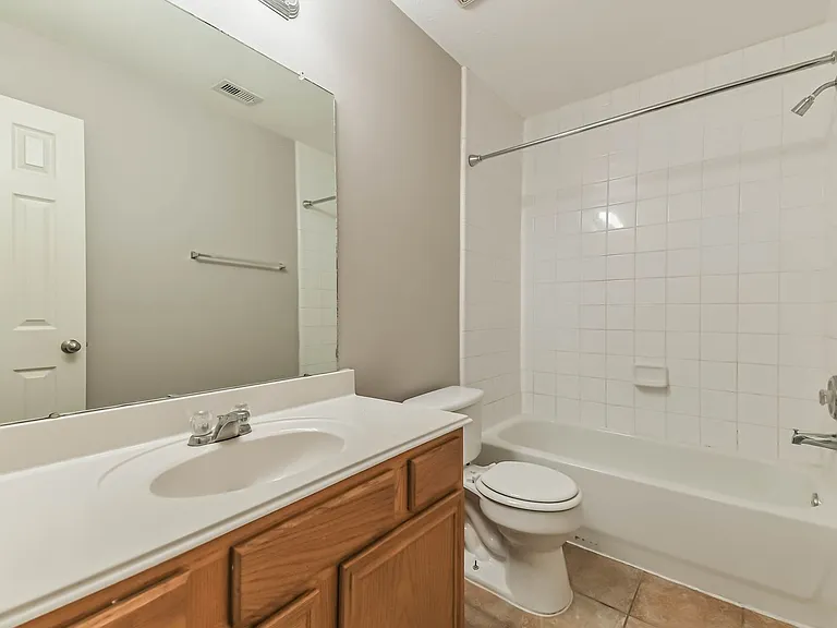 13831 Hillingdale Ln — Photo 27