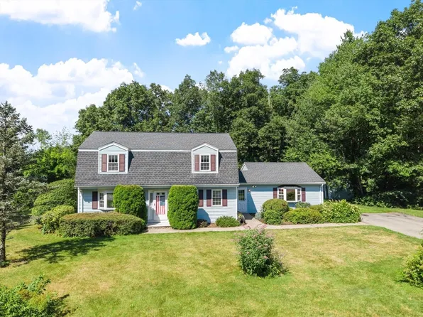 11 Chase Cres, Merrimac, MA 01860