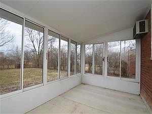 3rd image of 1967 Sevenhills Dr
