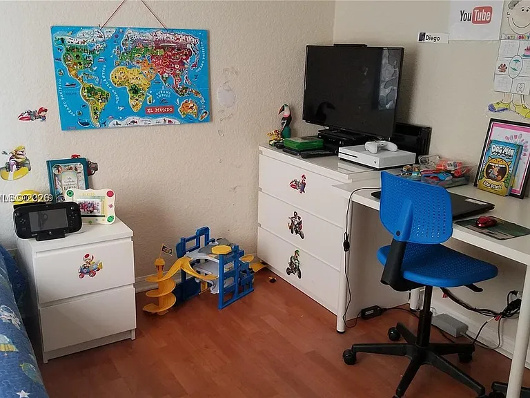 1440 Canary Island Dr — Photo 17