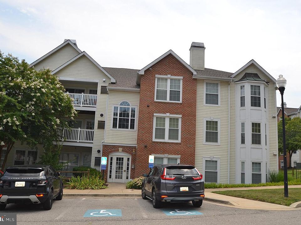 1st image of 3109 River Bend Ct APT D103