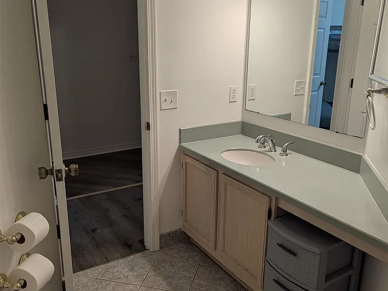 4009 Shorewood Dr — Photo 25