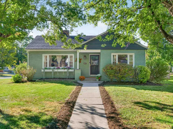 109 Park St, Christiansburg, VA 24073