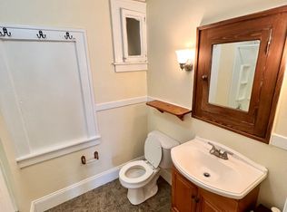 360-364 South Winooski Ave, Burlington, VT 05401