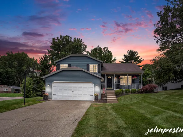 4318 Castle Dr SE, Grand Rapids, MI 49546