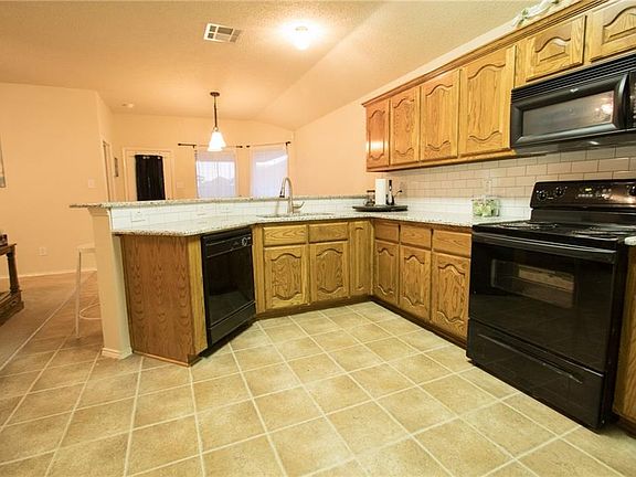 3rd image of 2700 Marsha Ln