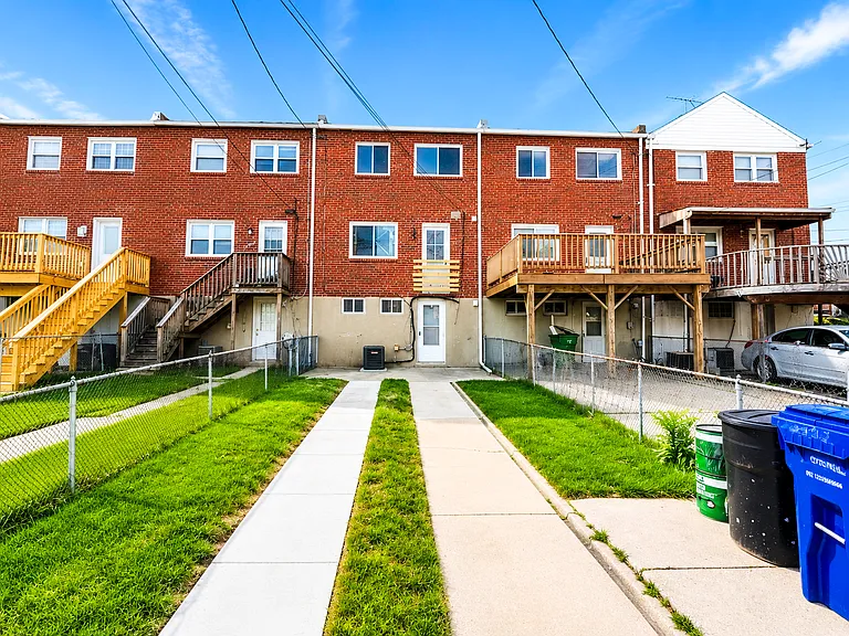 5729 Denwood Ave — Photo 25