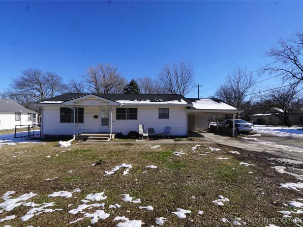 916 N Oak Ave, Ada, OK 74820