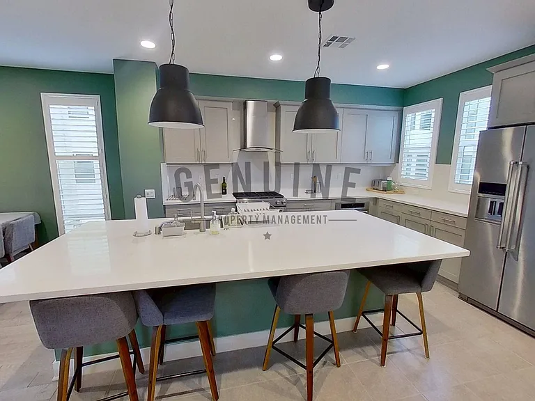 664 Wedge — Photo 15