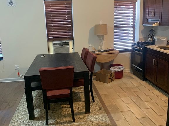 3rd image of 185 E 117th St #4