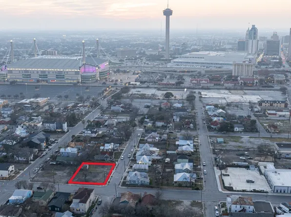 122 & 128 Omaha St. LOT 8, San Antonio, TX 78203