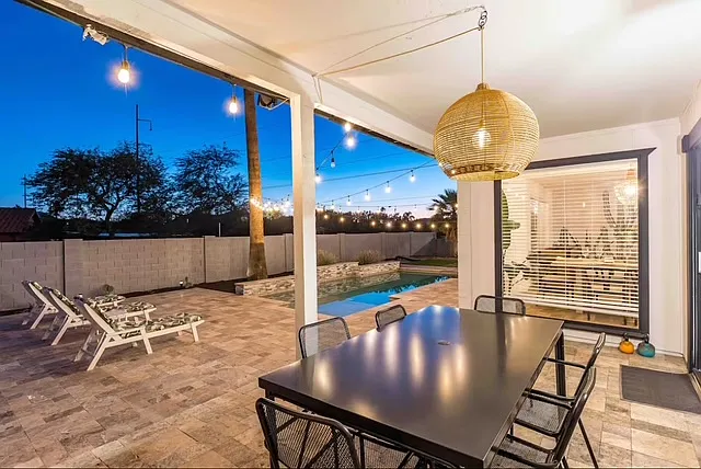 701 E Country Gables Dr — Photo 18