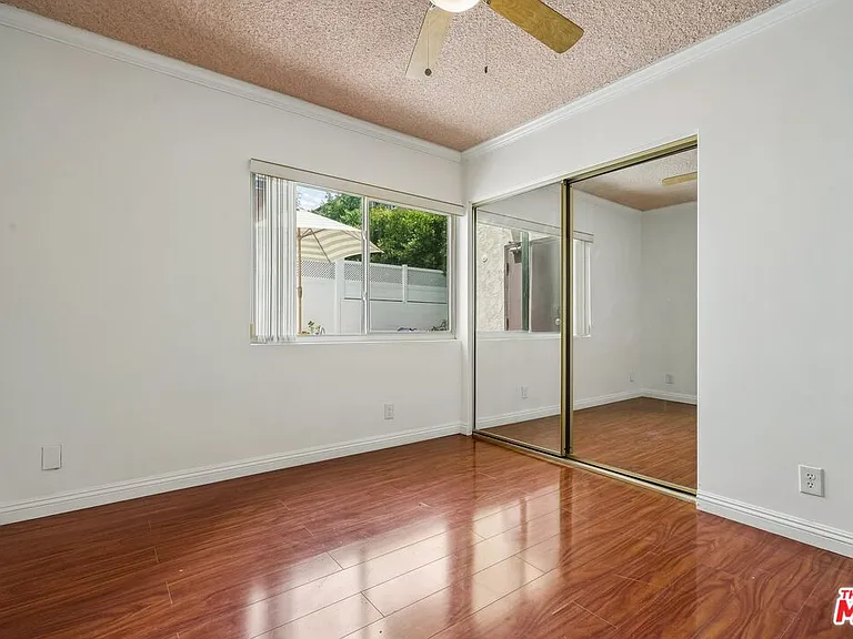 530 S Barrington Ave #110 — Photo 26