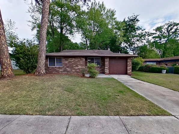 8311 Santman Ct, Jacksonville, FL 32221